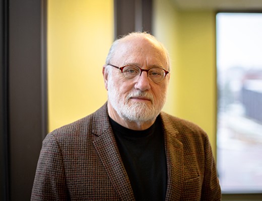 Photo of Richard Langlois, Economics Department Head